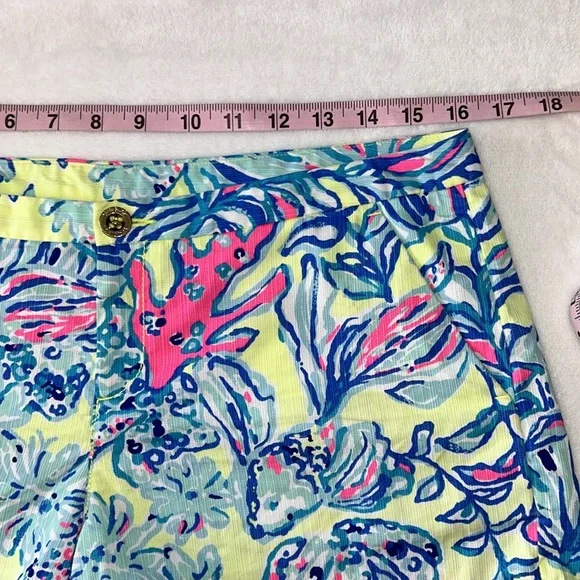 Lilly Pulitzer Shorts Size 6 - Picture 5 of 8